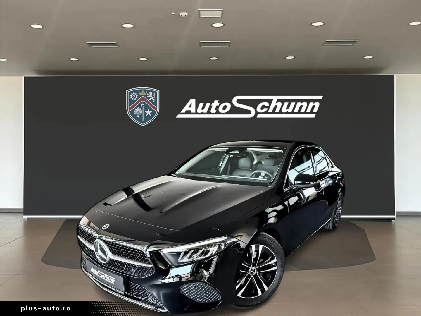 Mercedes-Benz A-200