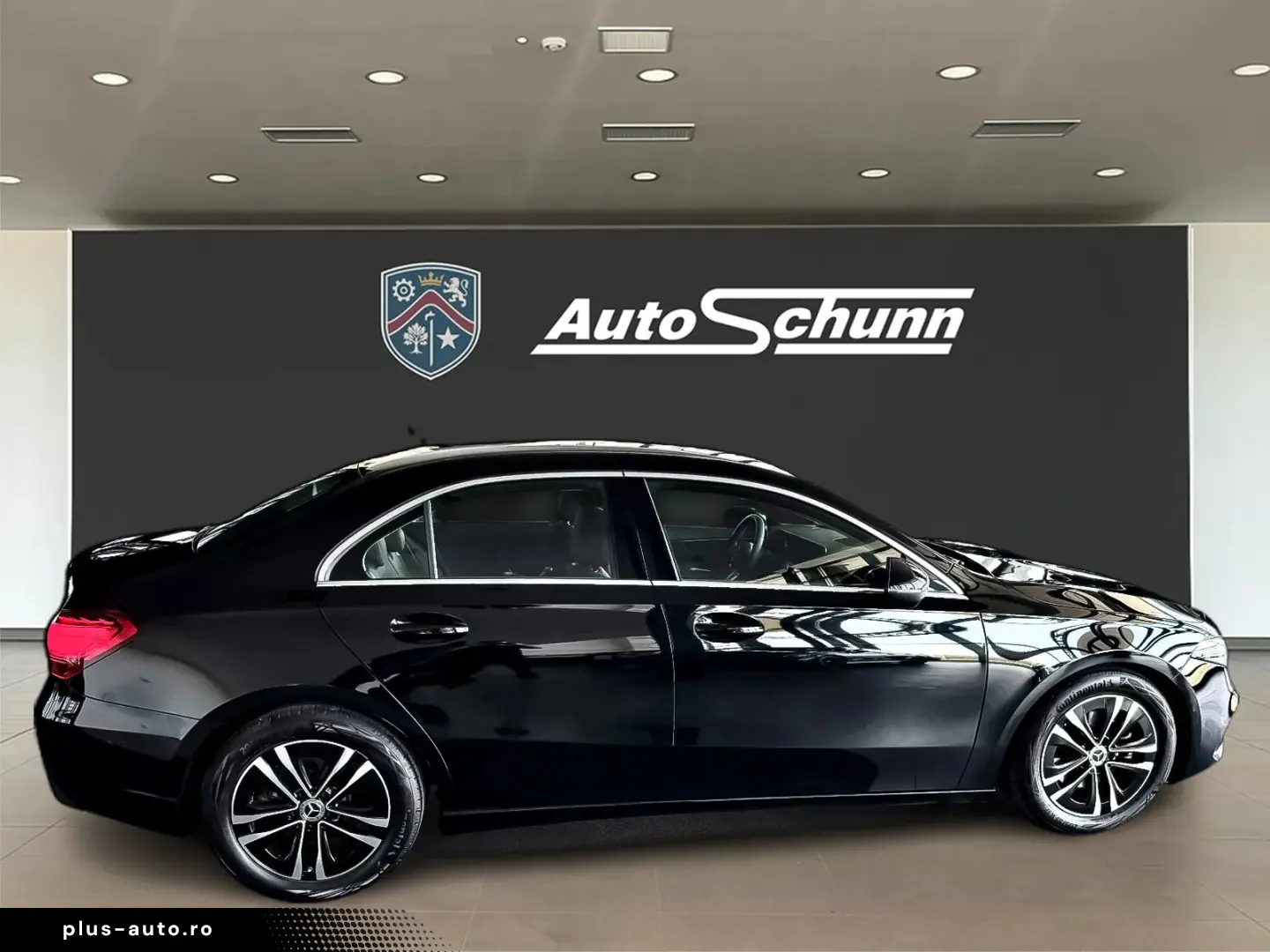 Mercedes-Benz A-200