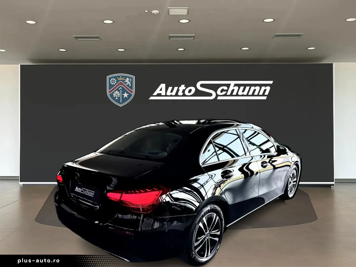 Mercedes-Benz A-200