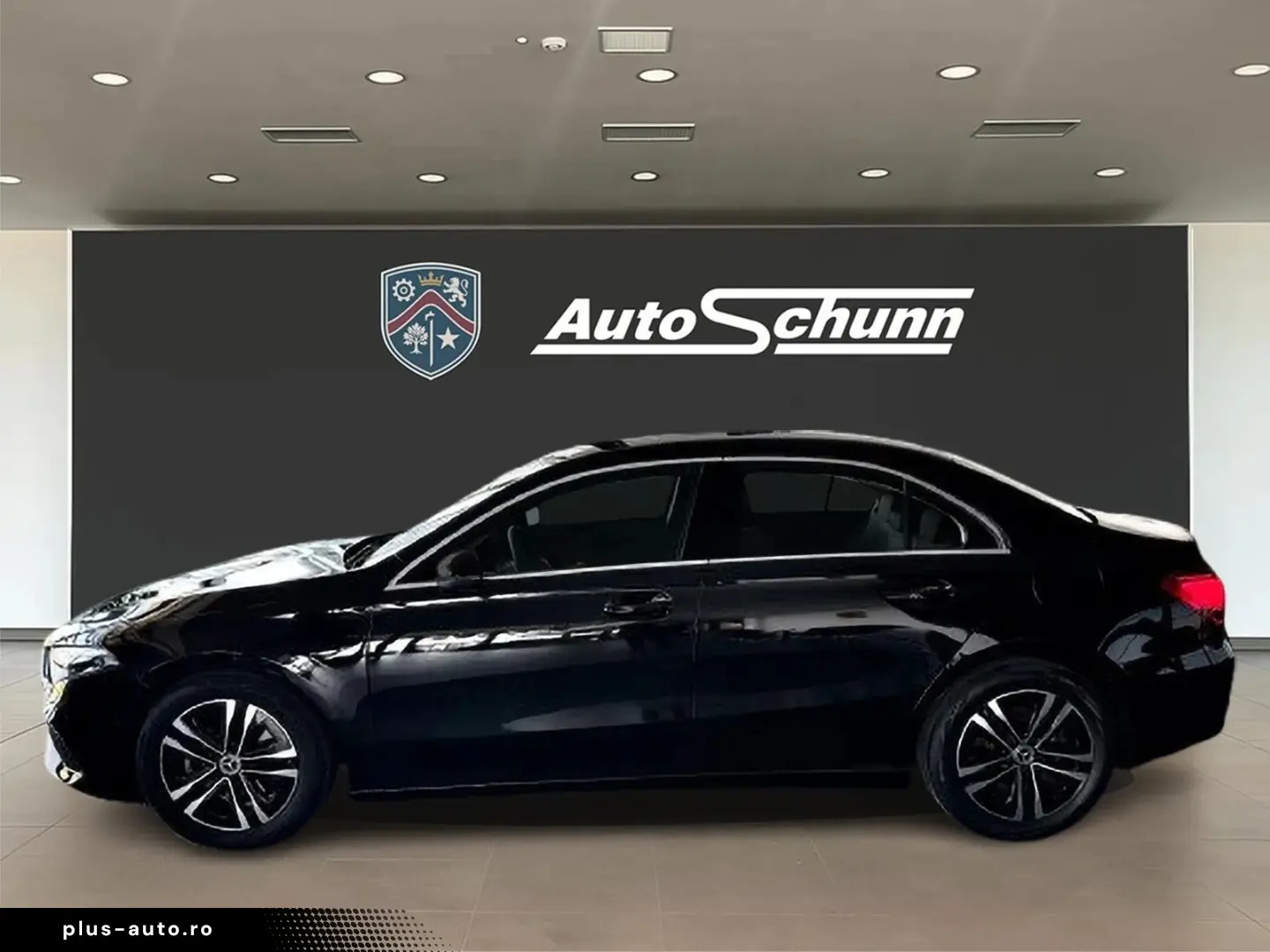 Mercedes-Benz A-200
