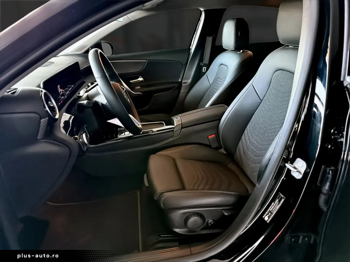 Mercedes-Benz A-200