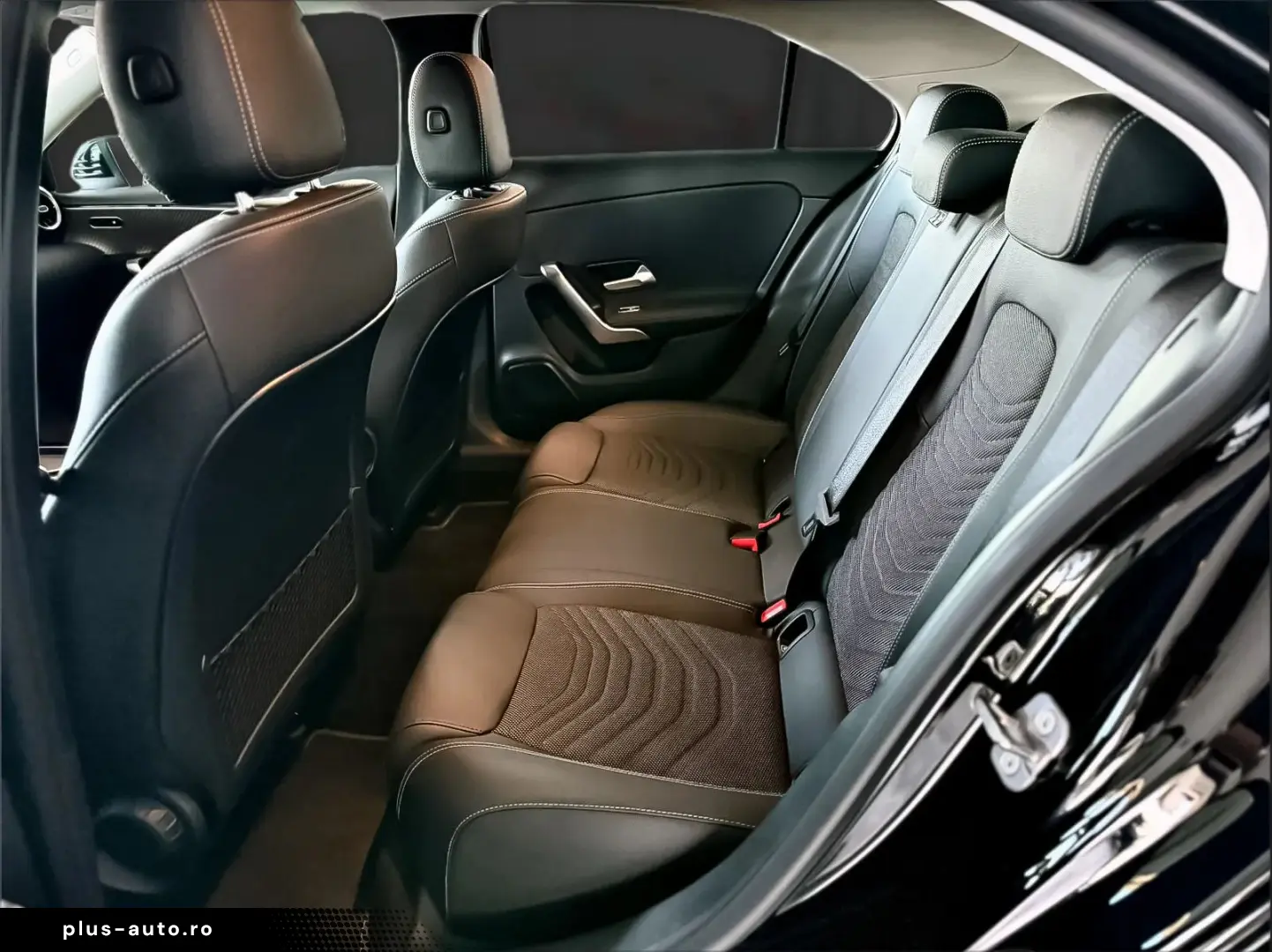Mercedes-Benz A-200