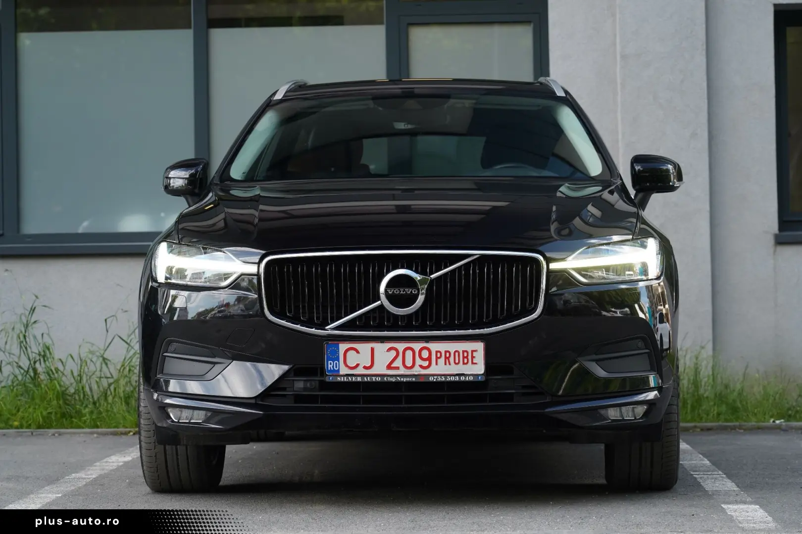 Volvo XC 60 B4 MHEV AT8 AWD Momentum Pro