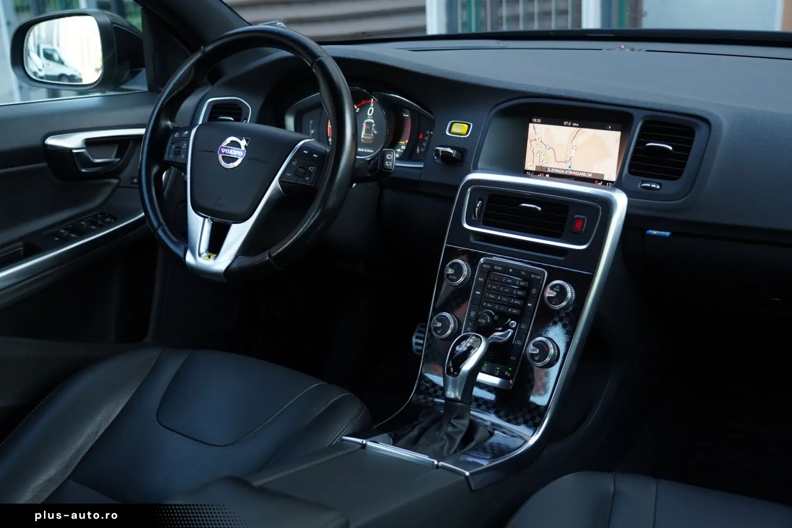 Volvo V60 D4 Geartronic Summum