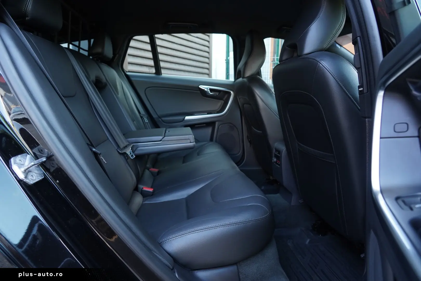 Volvo V60 D4 Geartronic Summum