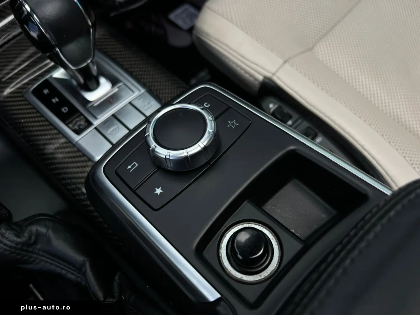 Mercedes-Benz G