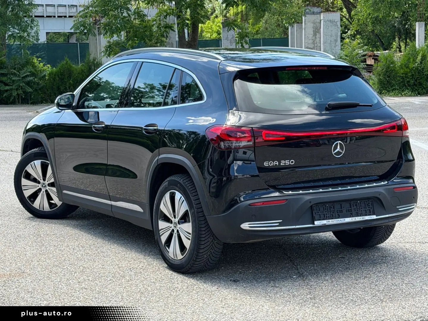 Mercedes-Benz Eqa