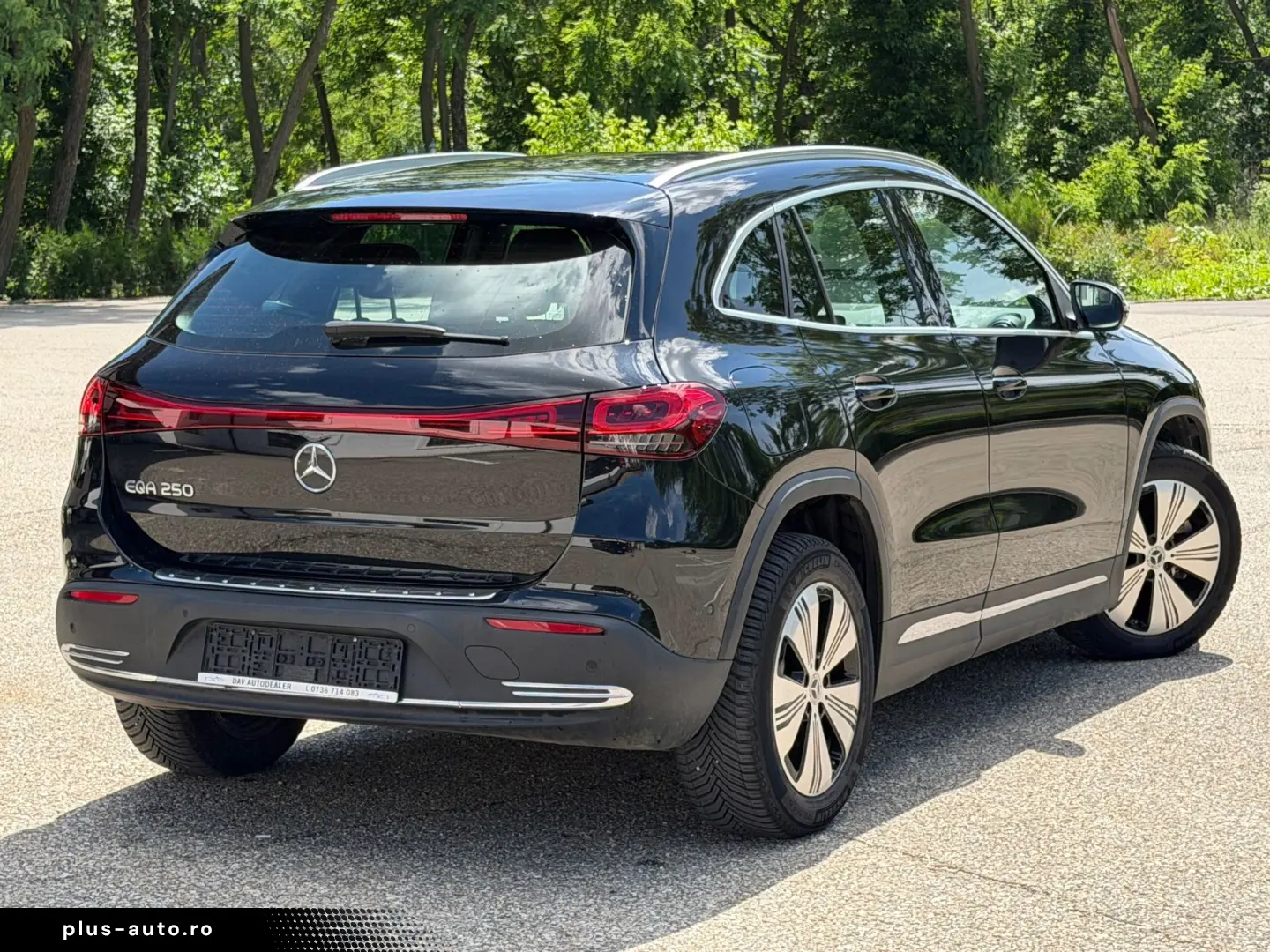Mercedes-Benz Eqa