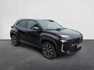 TOYOTA Yaris Cross Hybrid 1.5 VVT-i AWD-i Team Deutschl