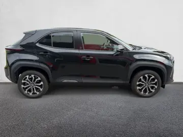 TOYOTA Yaris Cross Hybrid 1.5 VVT-i AWD-i Team Deutschl