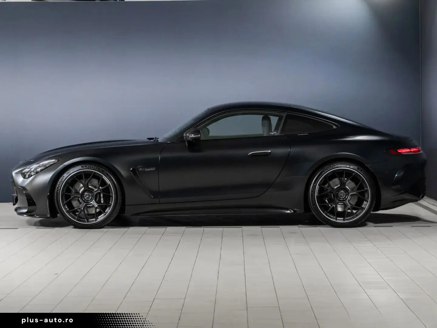 MERCEDES-BENZ AMG GT 63 4M