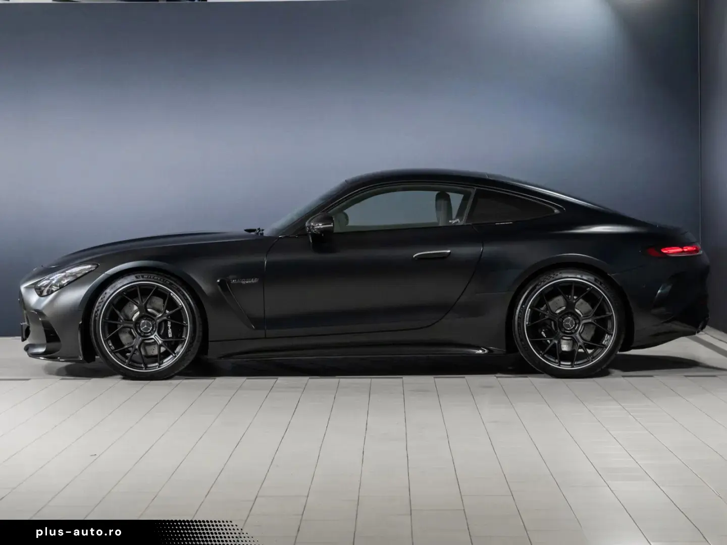 MERCEDES-BENZ AMG GT 63 4M