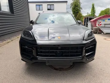 PORSCHE Cayenne S E-Hybrid SportDesign HA-Lenk PDCC AHK