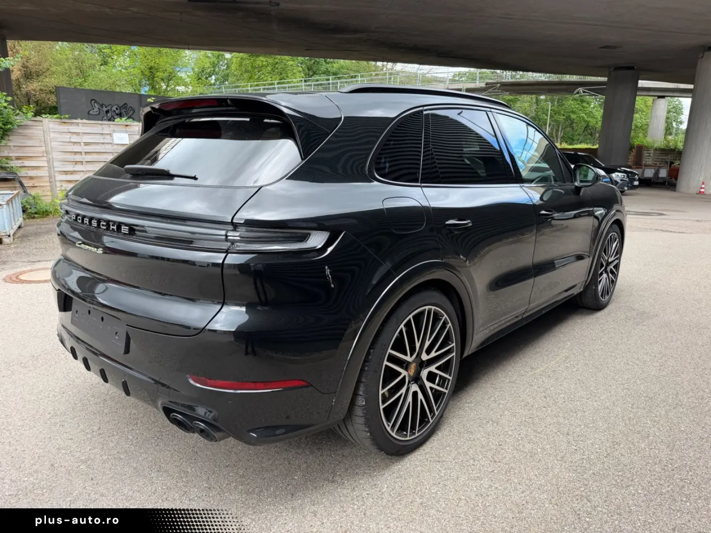 PORSCHE Cayenne S E-Hybrid SportDesign HA-Lenk PDCC AHK
