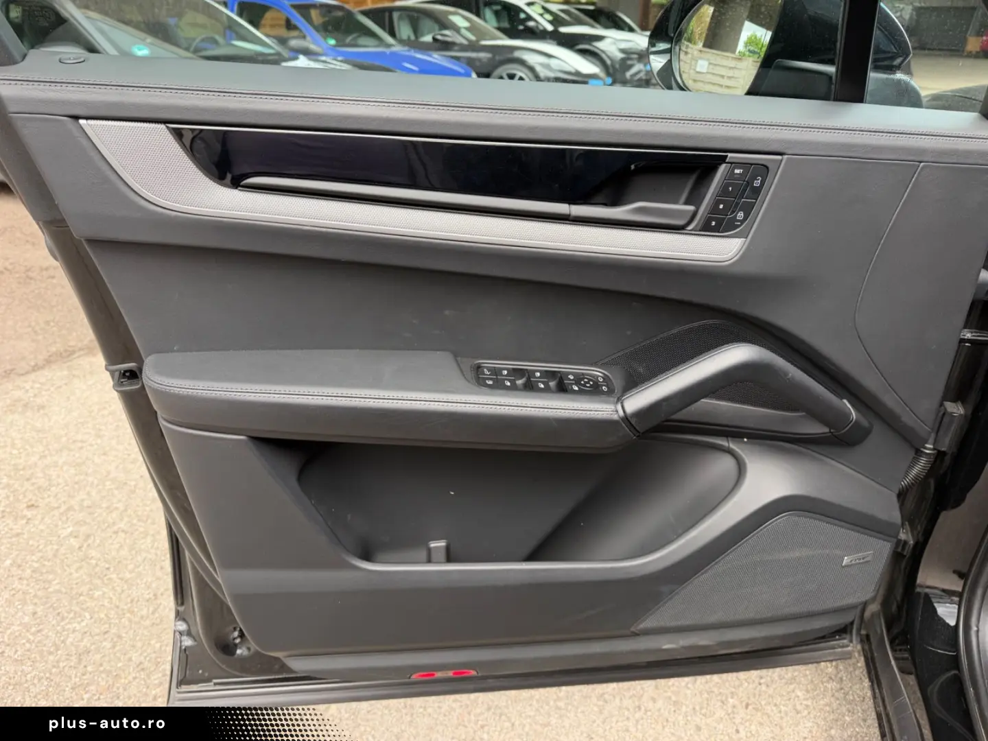 PORSCHE Cayenne S E-Hybrid SportDesign HA-Lenk PDCC AHK