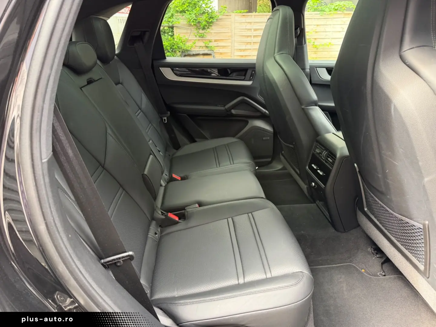PORSCHE Cayenne S E-Hybrid SportDesign HA-Lenk PDCC AHK