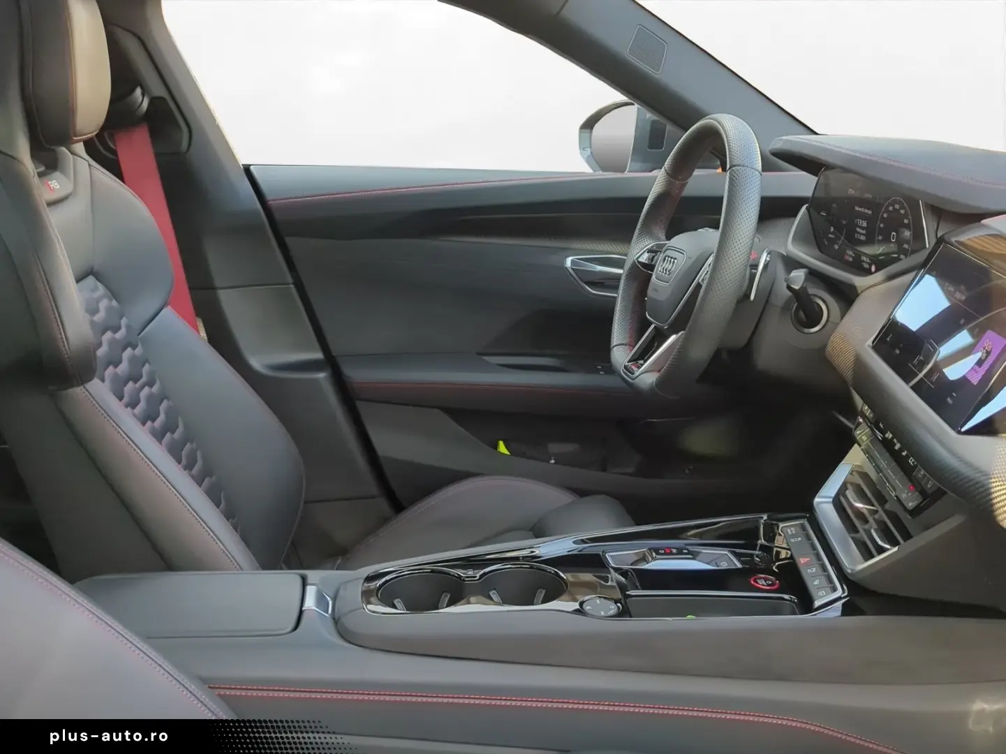 AUDI RS e-tron GT quattro