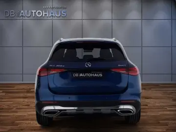 MERCEDES-BENZ GLC 300 d 4MATIC 9G-tronic