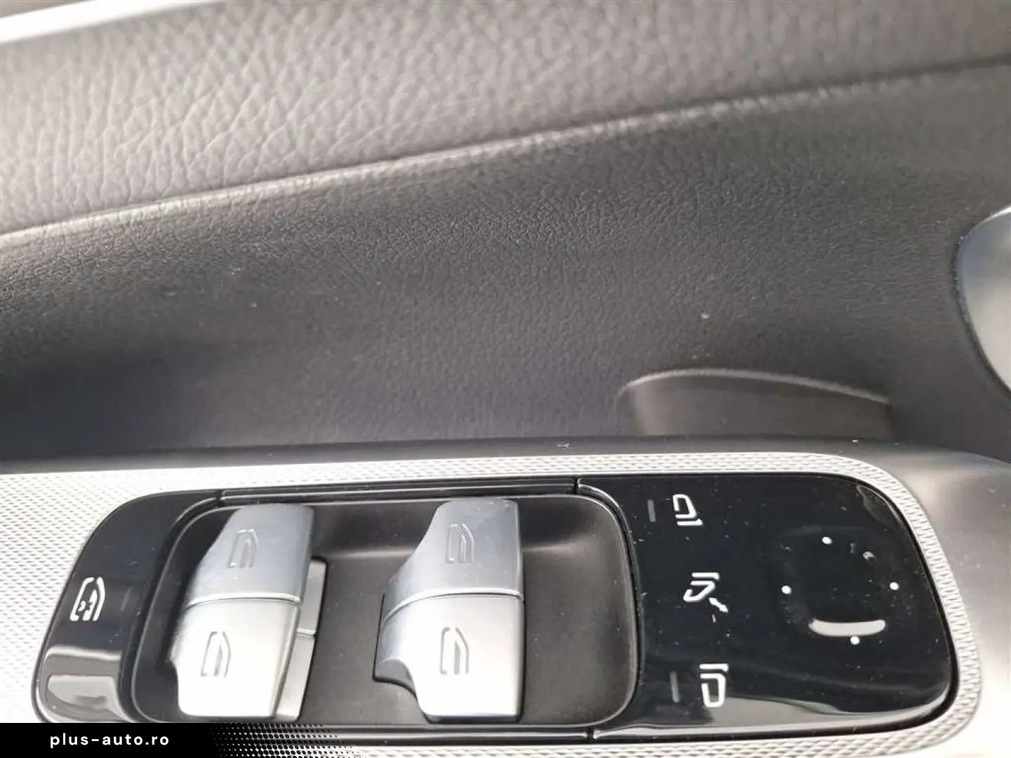 MERCEDES-BENZ GLC 300 d 4MATIC 9G-tronic