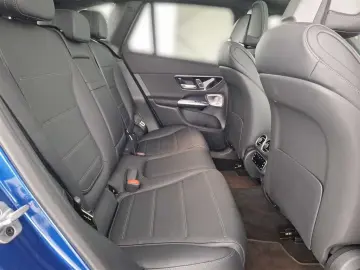 MERCEDES-BENZ GLC 300 d 4MATIC 9G-tronic
