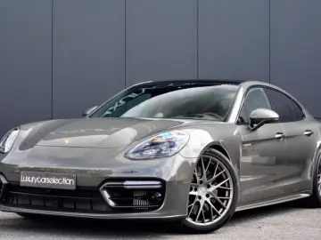 PORSCHE Panamera 4 e-Hybrid PLATINUM EDITION