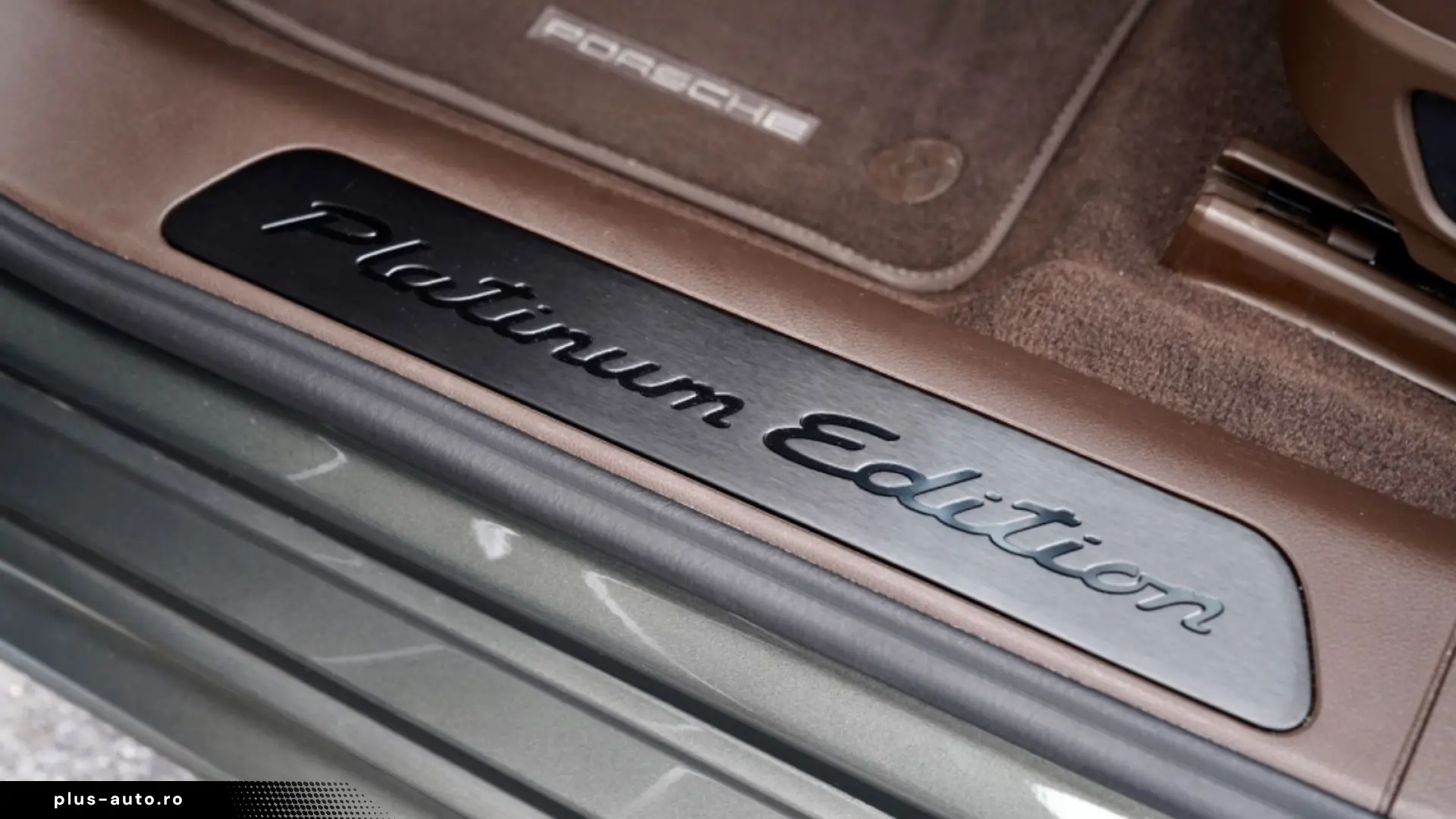 PORSCHE Panamera 4 e-Hybrid PLATINUM EDITION