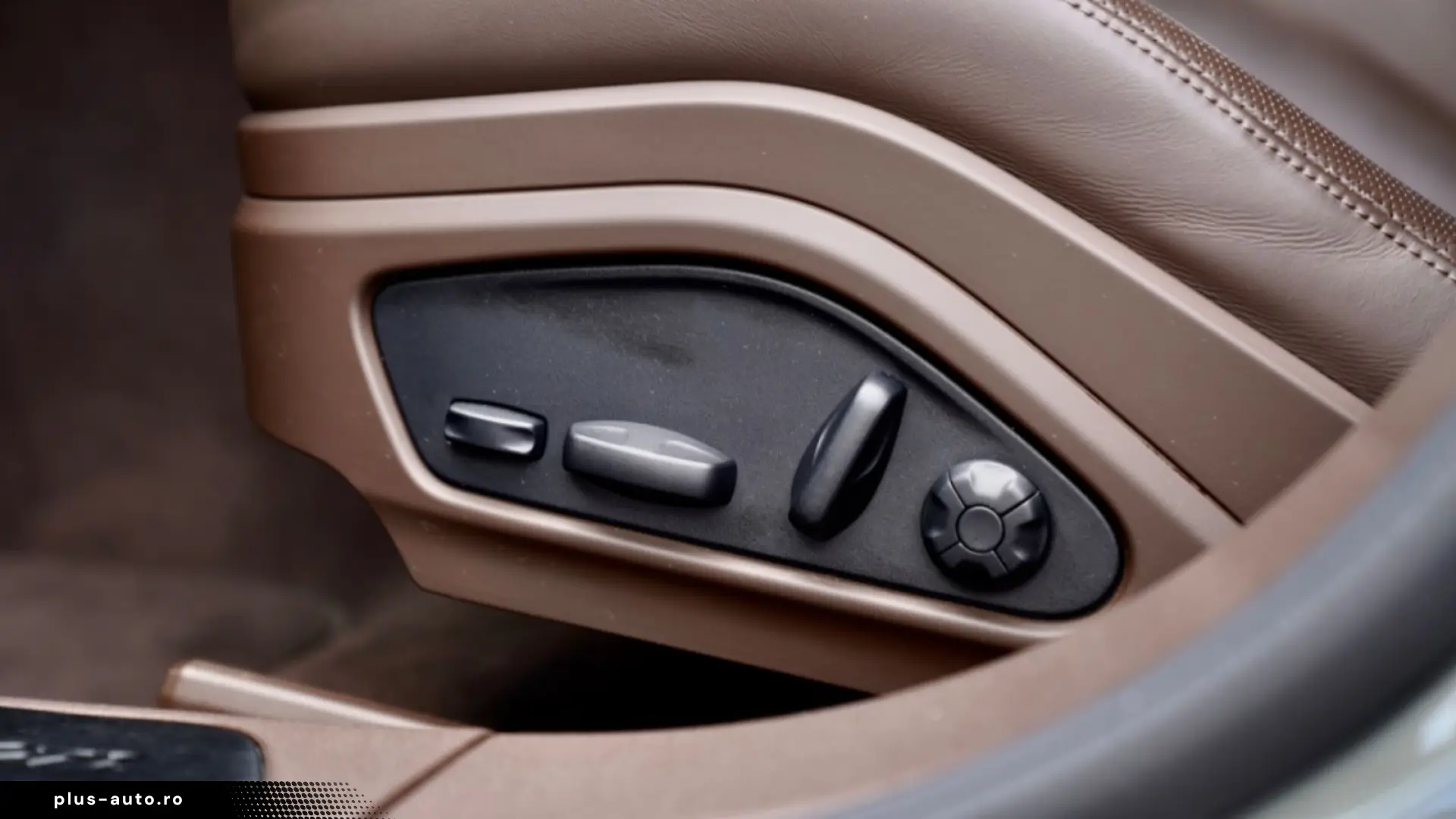 PORSCHE Panamera 4 e-Hybrid PLATINUM EDITION
