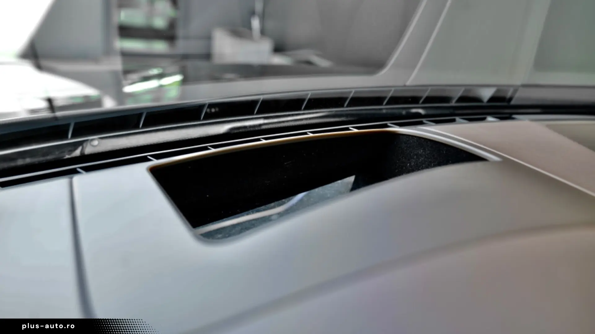 PORSCHE Panamera 4 e-Hybrid PLATINUM EDITION