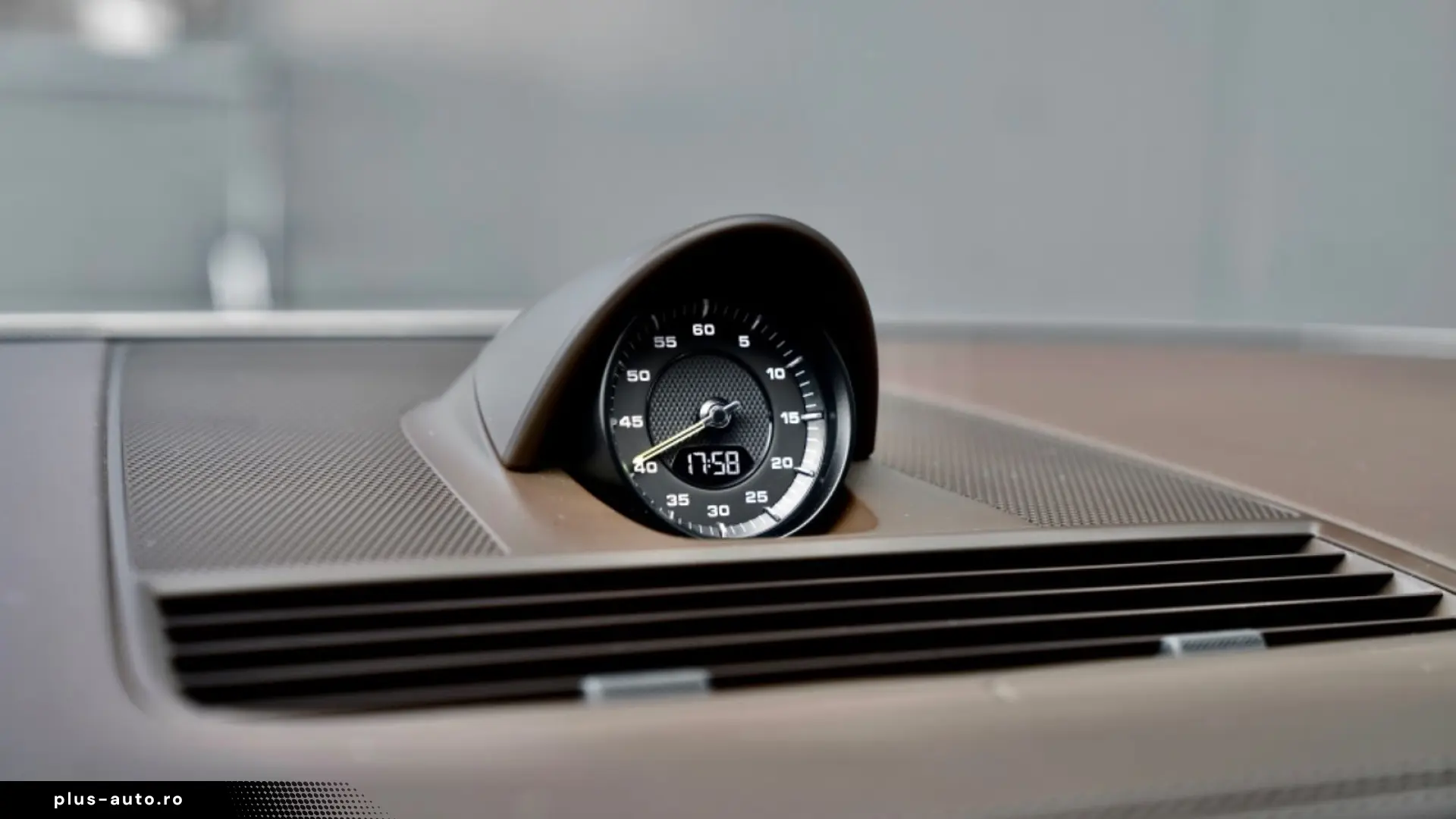 PORSCHE Panamera 4 e-Hybrid PLATINUM EDITION