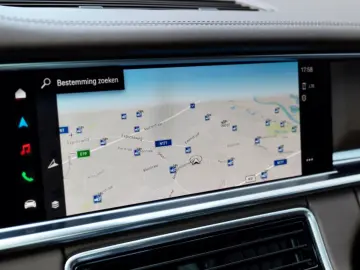 PORSCHE Panamera 4 e-Hybrid PLATINUM EDITION