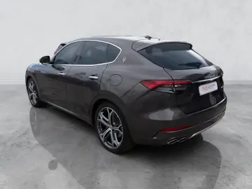Maserati Levante GT Hibrid  Pano  LED  Harman Kardon