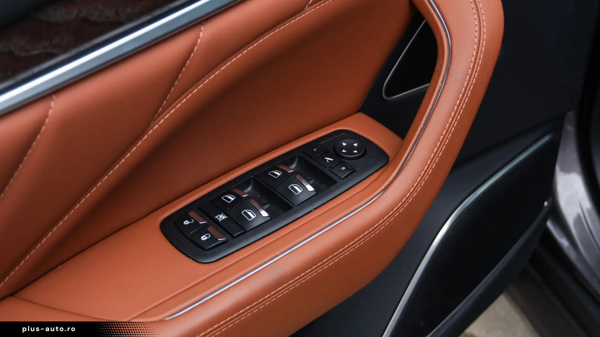 Maserati Levante GT Hibrid  Pano  LED  Harman Kardon