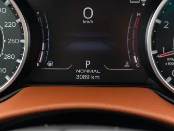 Maserati Levante GT Hibrid  Pano  LED  Harman Kardon