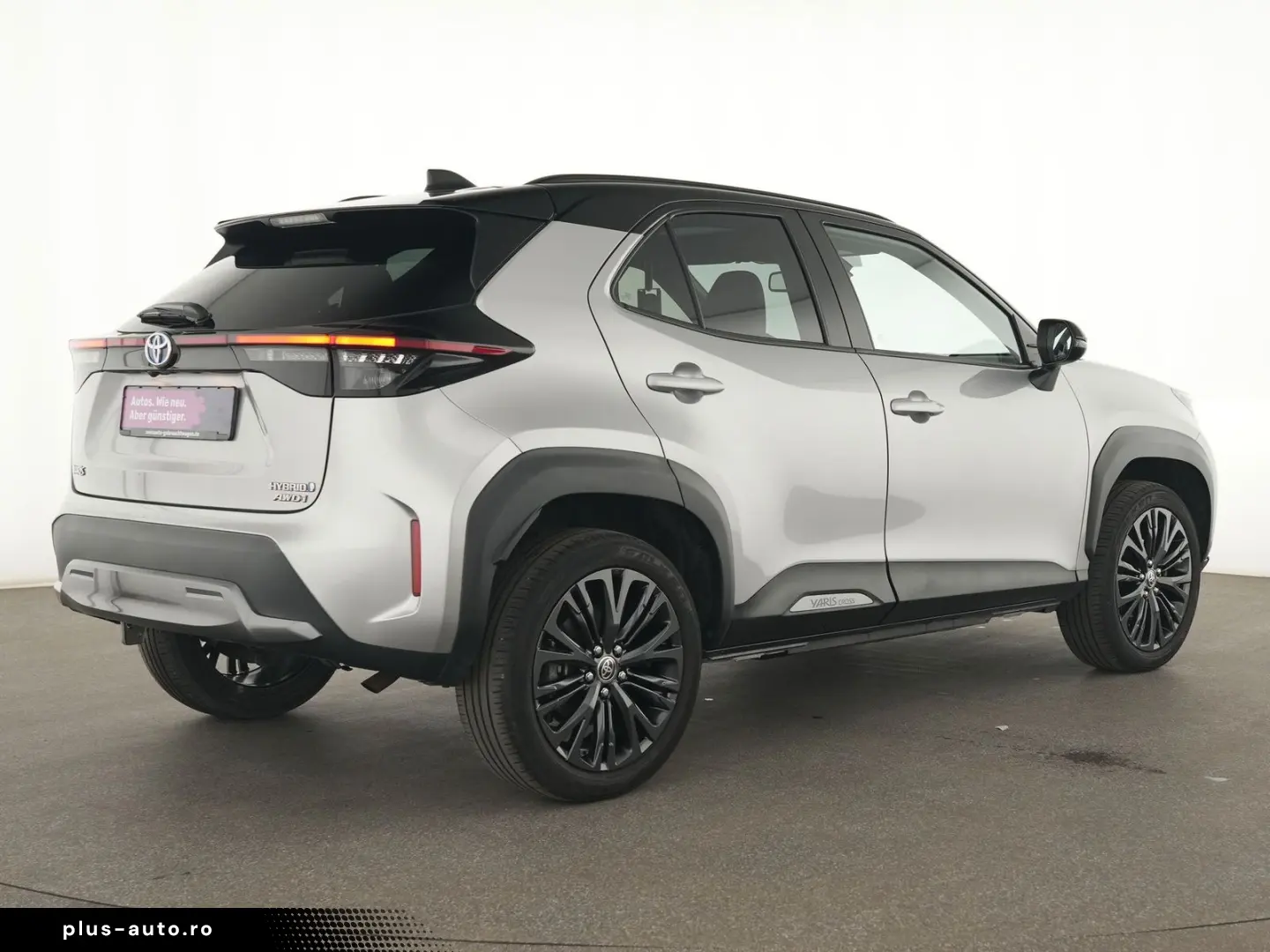 TOYOTA Yaris Cross Pano Kamera LED ACC CarPlay