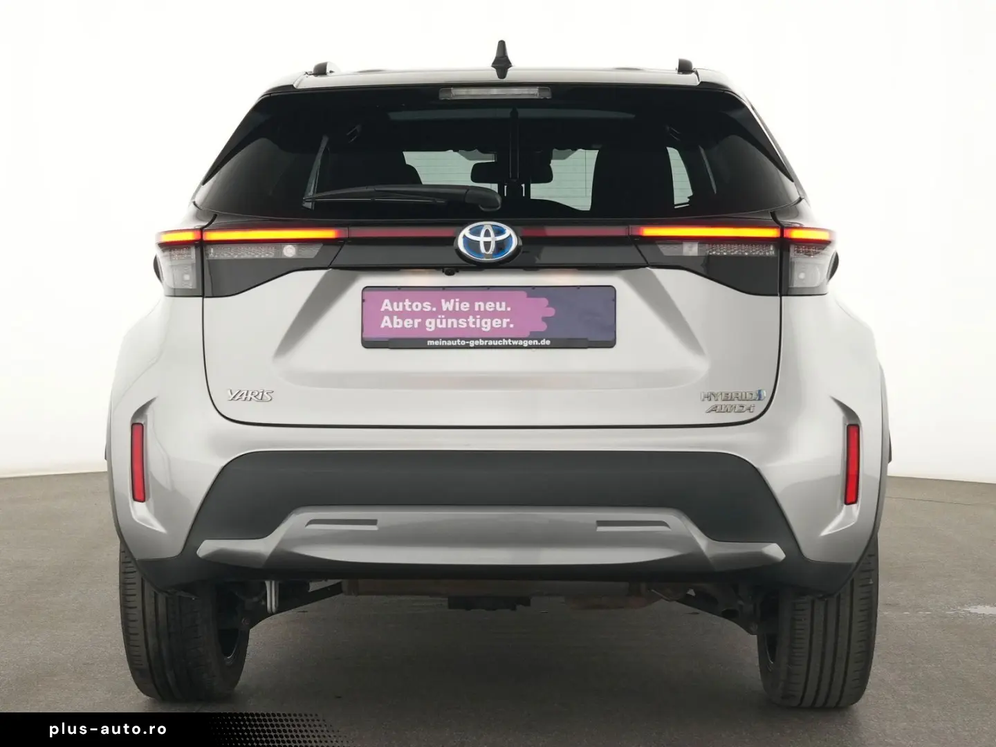 TOYOTA Yaris Cross Pano Kamera LED ACC CarPlay