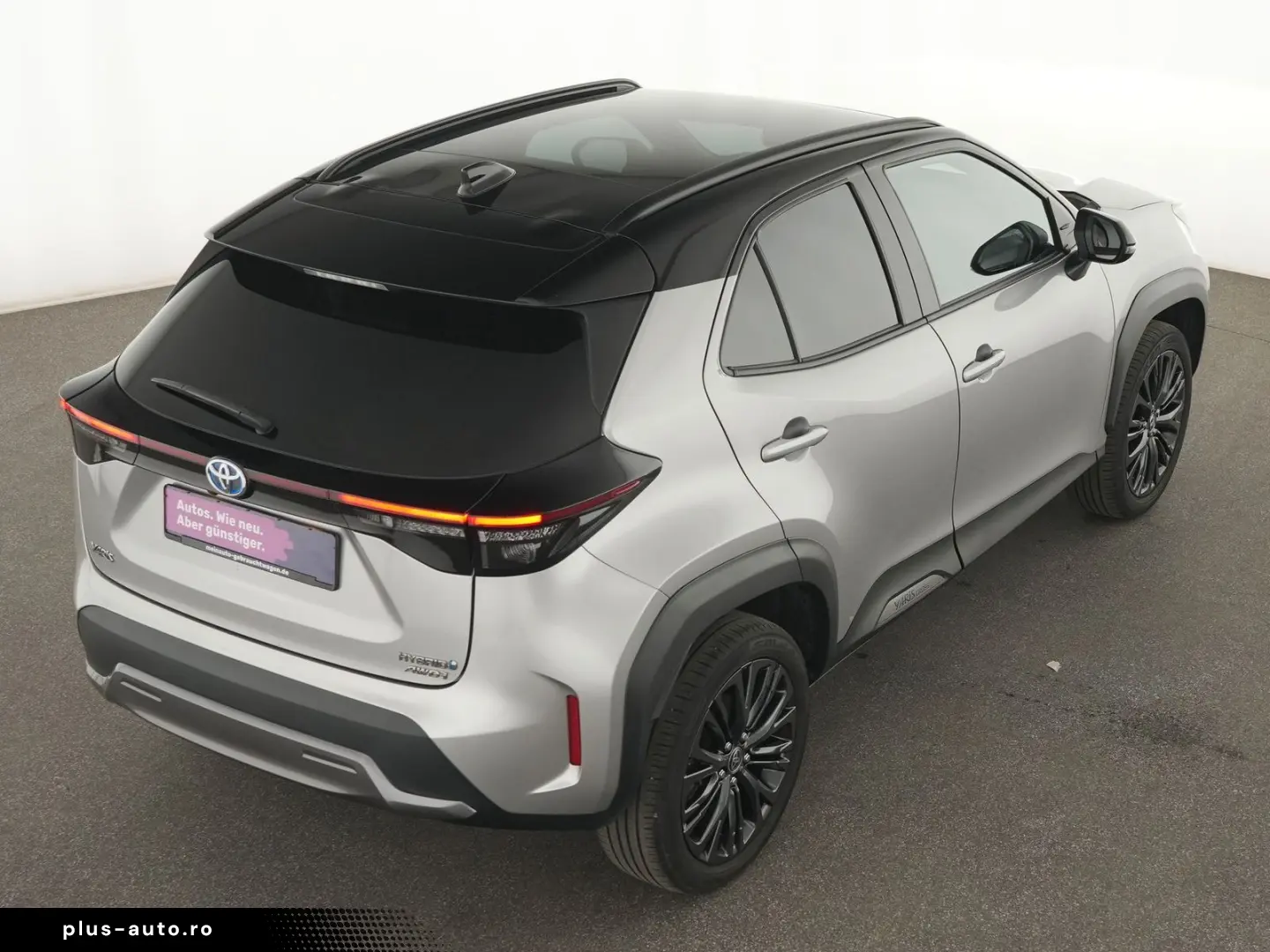 TOYOTA Yaris Cross Pano Kamera LED ACC CarPlay