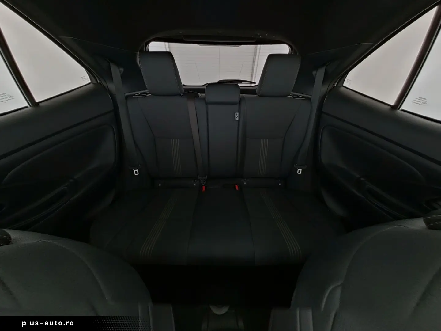 TOYOTA Yaris Cross Pano Kamera LED ACC CarPlay
