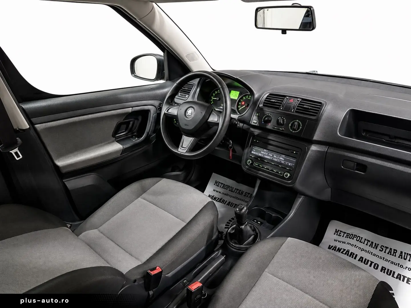 •Skoda Roomster 2015 - 1.6 Diesel Manual•