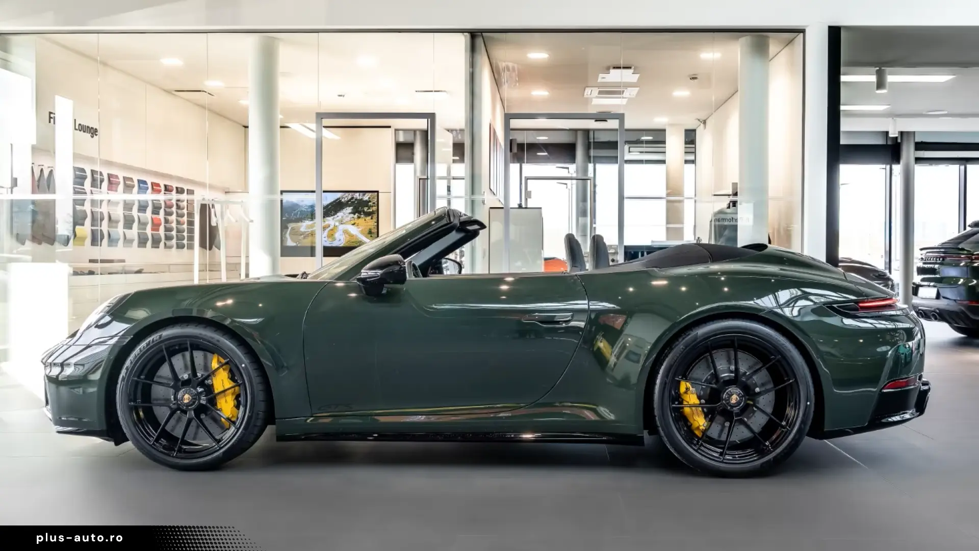 Porsche 992 911 Carrera GTS Cabrio FnW