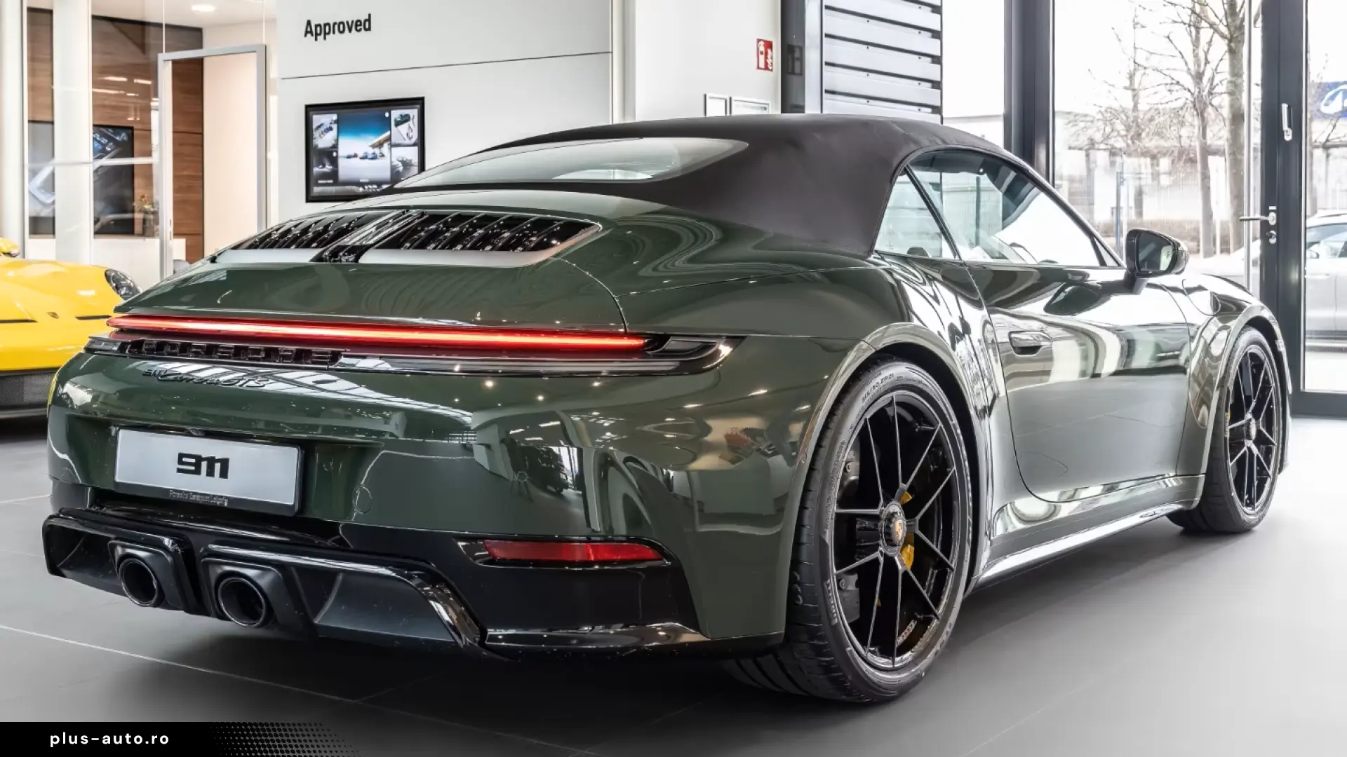 Porsche 992 911 Carrera GTS Cabrio FnW