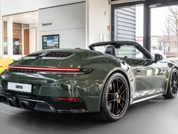 Porsche 992 911 Carrera GTS Cabrio FnW