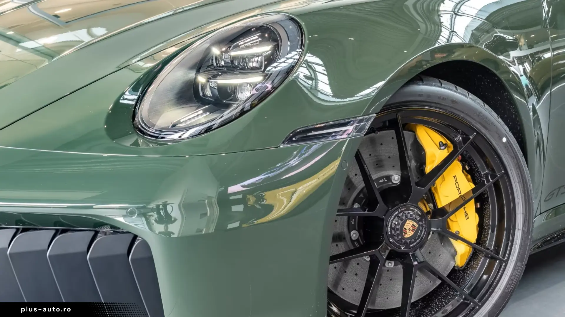 Porsche 992 911 Carrera GTS Cabrio FnW