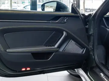 Porsche 992 911 Carrera GTS Cabrio FnW