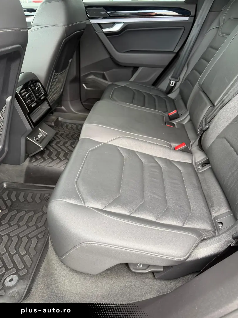 Volkswagen TOUAREG SUV 2020