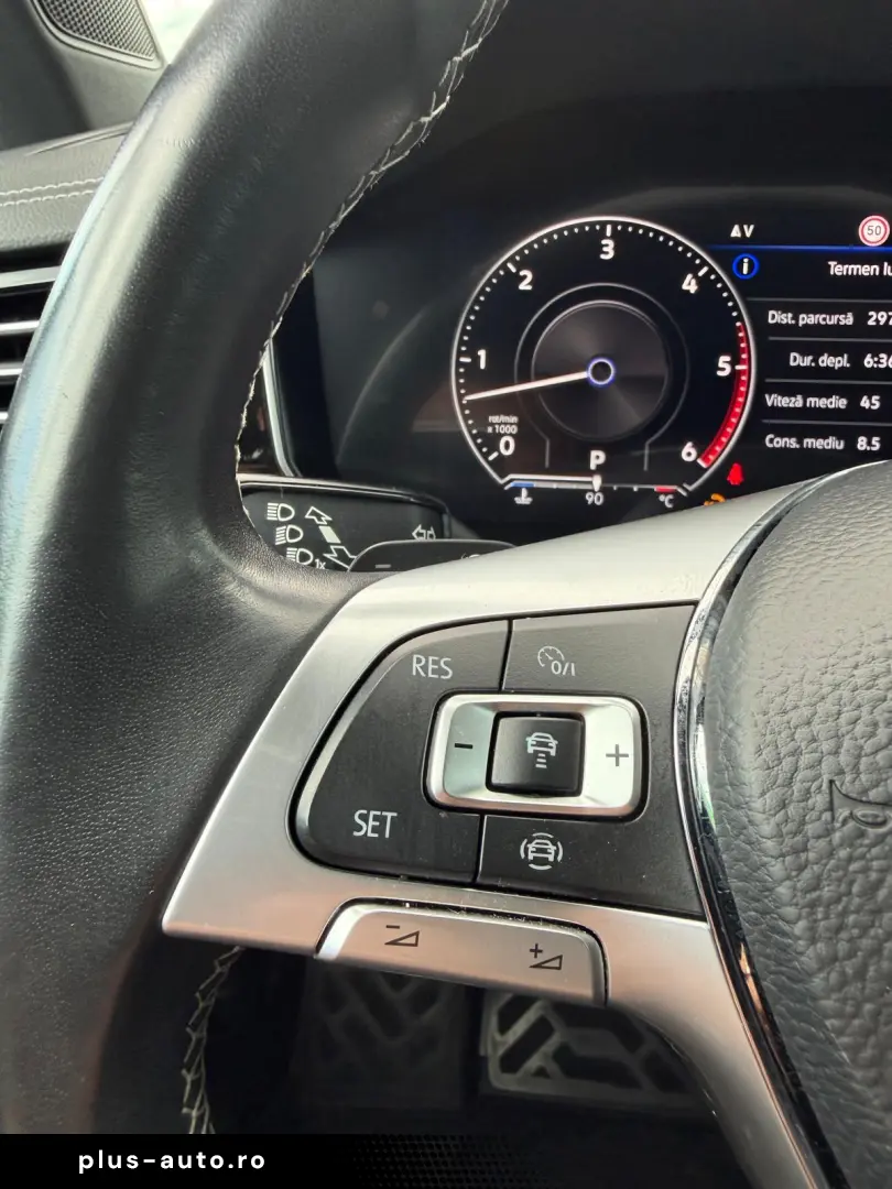 Volkswagen TOUAREG SUV 2020