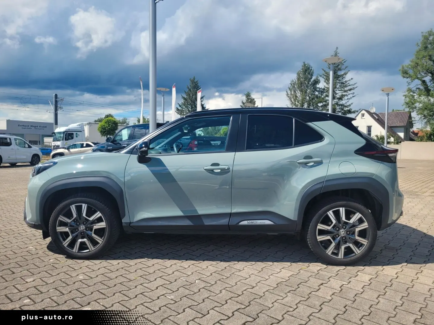 TOYOTA Yaris Cross Hybrid 4x4 Premiere Edt. Vollausst.
