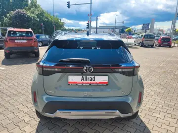TOYOTA Yaris Cross Hybrid 4x4 Premiere Edt. Vollausst.