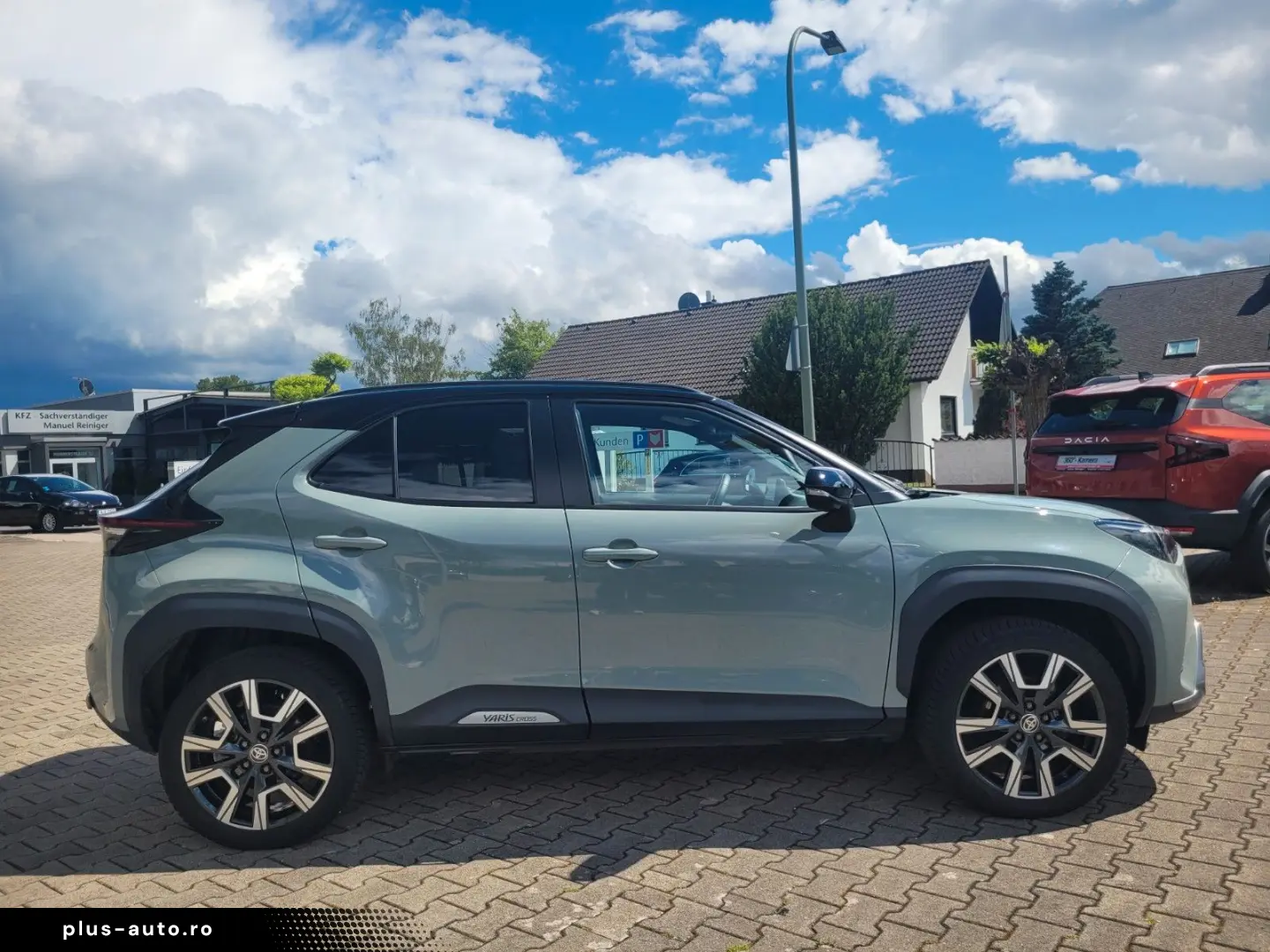 TOYOTA Yaris Cross Hybrid 4x4 Premiere Edt. Vollausst.