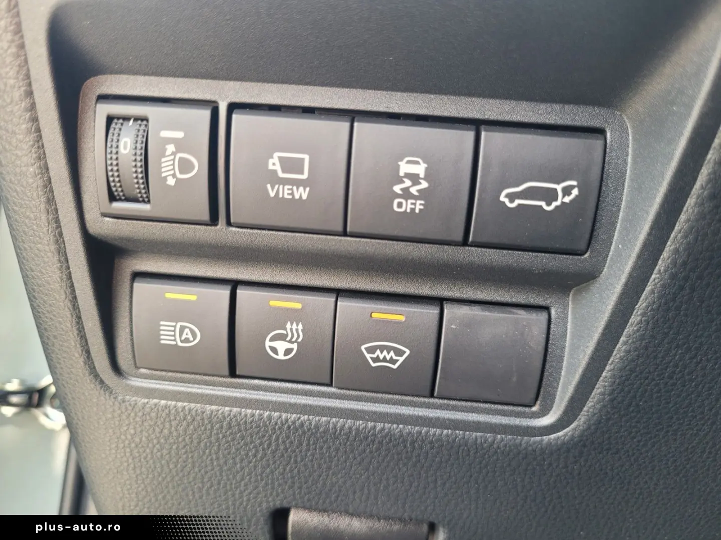 TOYOTA Yaris Cross Hybrid 4x4 Premiere Edt. Vollausst.