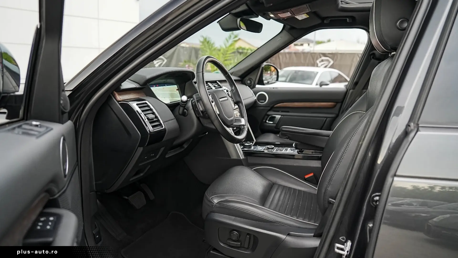Land Rover Discovery 3.0 L SD6 HSE Luxury